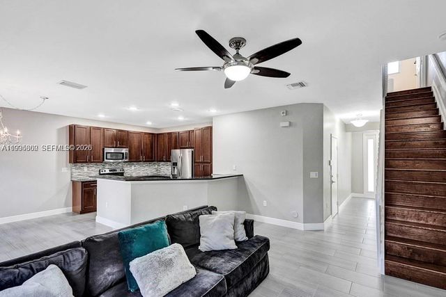 4749 N Grand Cypress Cir N, Coconut Creek, FL 33073