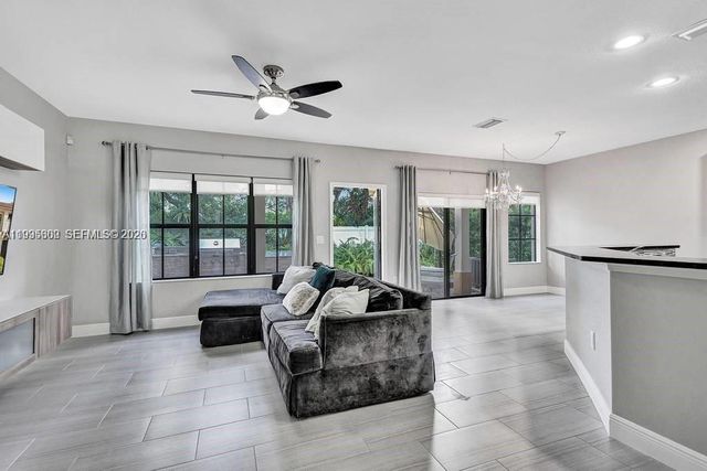 4749 N Grand Cypress Cir N, Coconut Creek, FL 33073