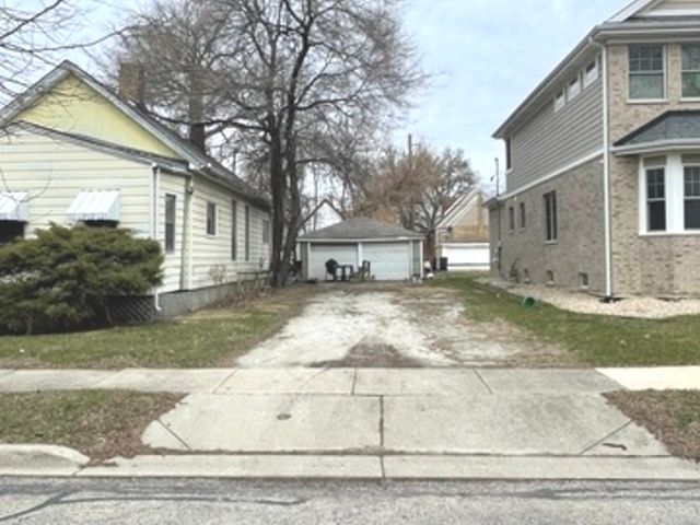 311 E Franklin Avenue, La Grange, IL 60525