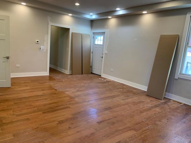 2418 N Washtenaw Avenue 2418, Chicago, IL 60647