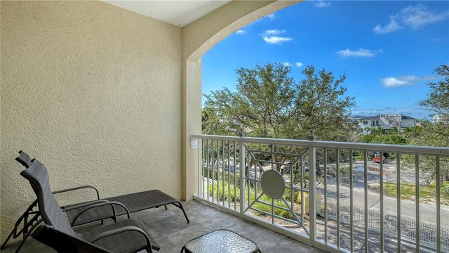 1308 OLD STICKNEY POINT ROAD W32, Sarasota, FL 34242