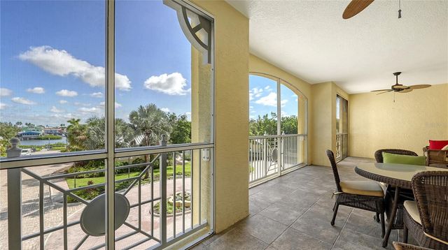 1308 OLD STICKNEY POINT ROAD W32, Sarasota, FL 34242