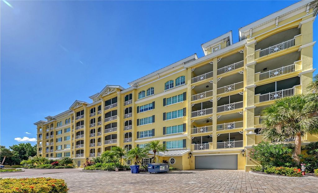 1308 OLD STICKNEY POINT ROAD W32, Sarasota, FL 34242
