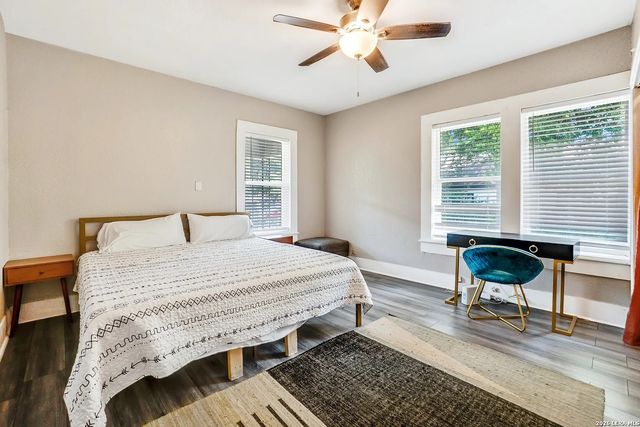 1108 Center, San Antonio, TX 78202