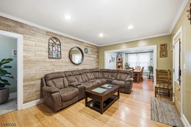 117 Richmond Ave, Paterson City, NJ 07502