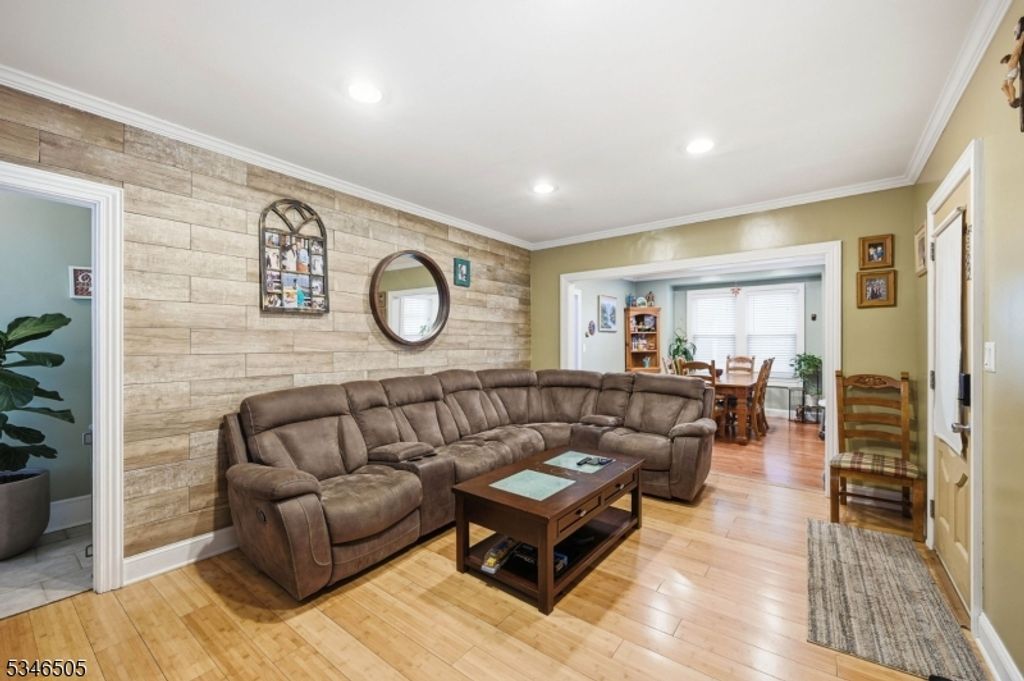 117 Richmond Ave, Paterson City, NJ 07502 — photo 4
