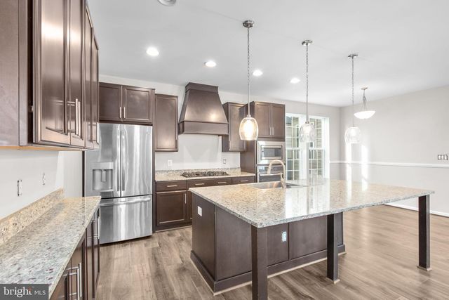 930 FORSYTHIA LN, Stafford, VA 22554