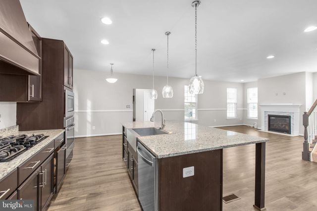 930 FORSYTHIA LN, Stafford, VA 22554