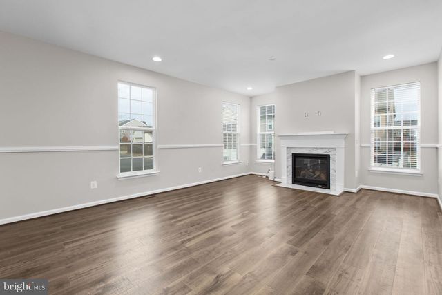 930 FORSYTHIA LN, Stafford, VA 22554