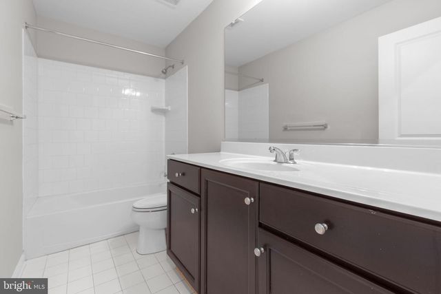 930 FORSYTHIA LN, Stafford, VA 22554