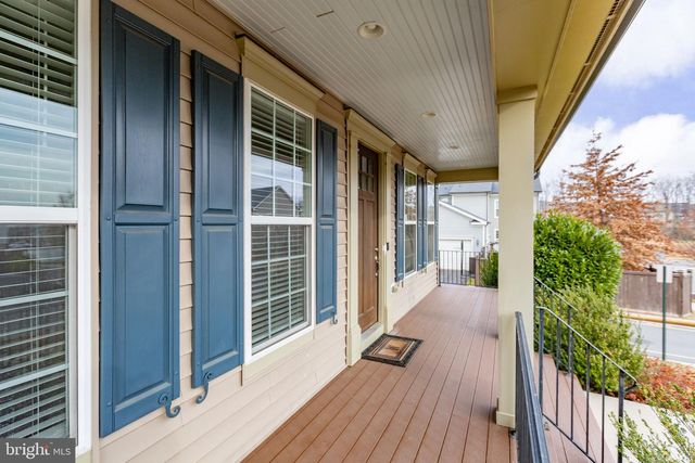 930 FORSYTHIA LN, Stafford, VA 22554