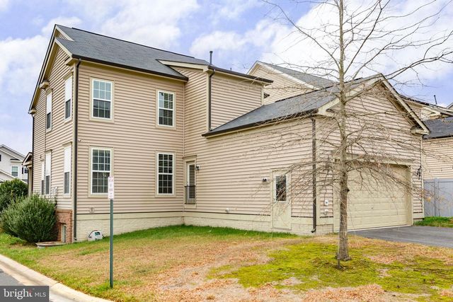 930 FORSYTHIA LN, Stafford, VA 22554