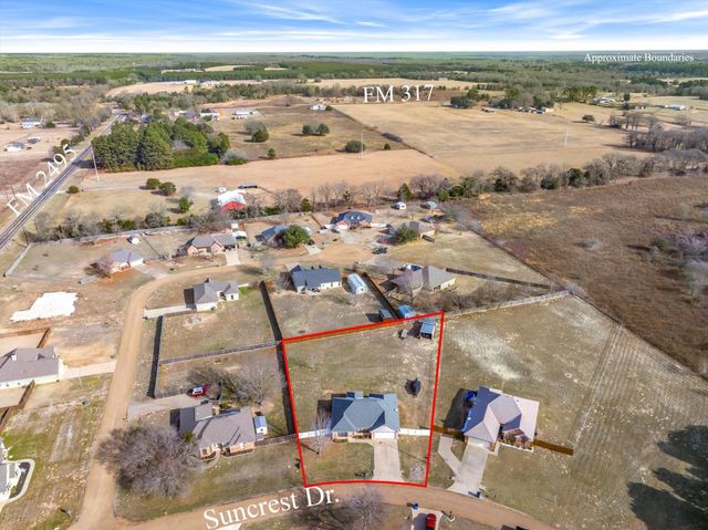 6030 Suncrest Drive, Athens, TX 75752
