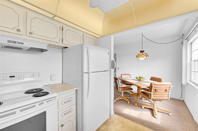298 Preston H 298, Boca Raton, FL 33434