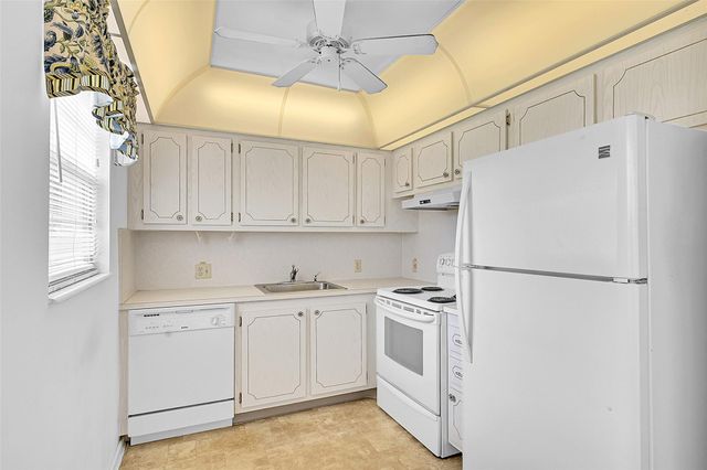 298 Preston H 298, Boca Raton, FL 33434