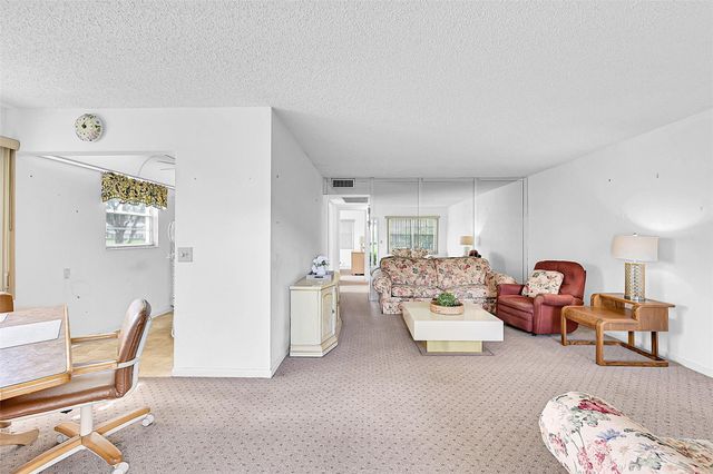 298 Preston H 298, Boca Raton, FL 33434