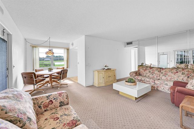 298 Preston H 298, Boca Raton, FL 33434