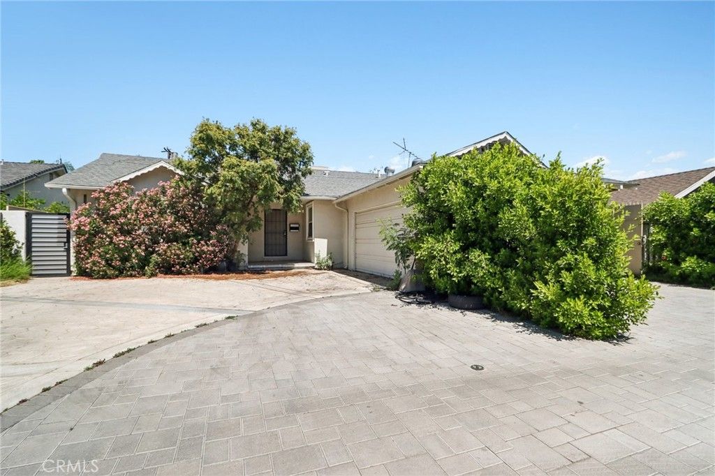 14657 Novice Street, Panorama City, CA 91402