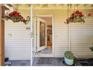 490 N HAYDEN ISLAND Dr 98, Portland, OR 97217
