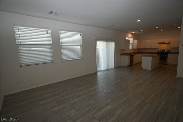 5708 Wishing Coin Court, North Las Vegas, NV 89031