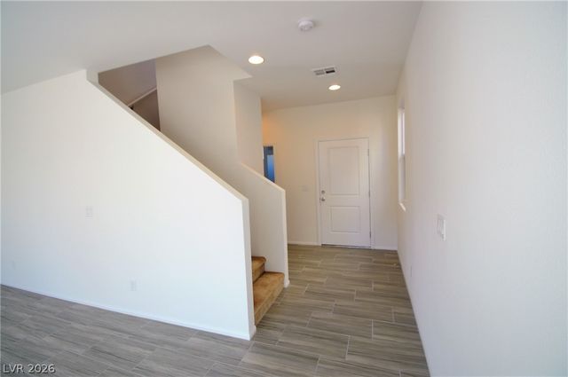 5708 Wishing Coin Court, North Las Vegas, NV 89031