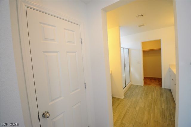 5708 Wishing Coin Court, North Las Vegas, NV 89031