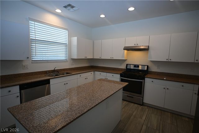 5708 Wishing Coin Court, North Las Vegas, NV 89031