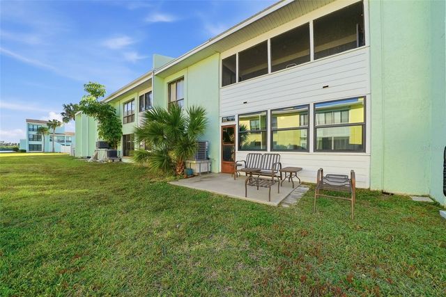 1 WINDRUSH BOULEVARD 35, Indian Rocks Beach, FL 33785