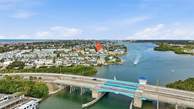 1 WINDRUSH BOULEVARD 35, Indian Rocks Beach, FL 33785