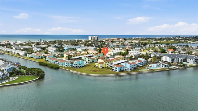 1 WINDRUSH BOULEVARD 35, Indian Rocks Beach, FL 33785