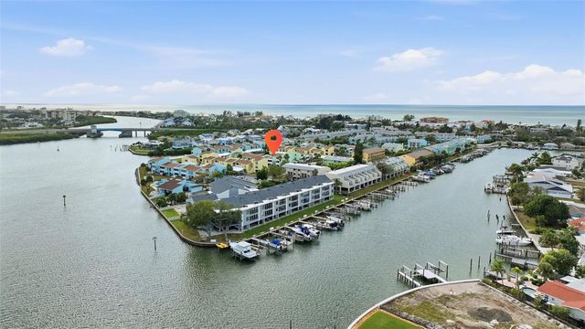 1 WINDRUSH BOULEVARD 35, Indian Rocks Beach, FL 33785