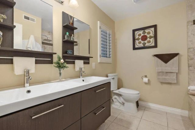 6673 Corte Maria, Carlsbad, CA 92009