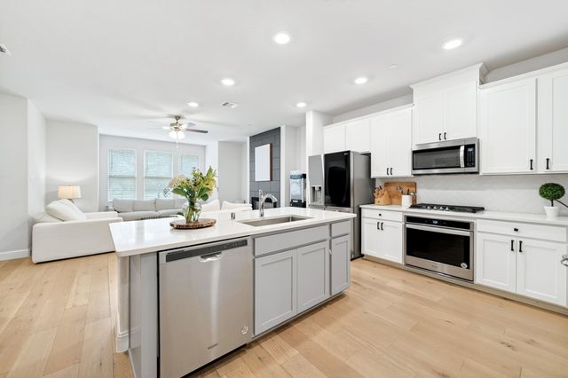 7821 Sunset Boulevard, Rowlett, TX 75088