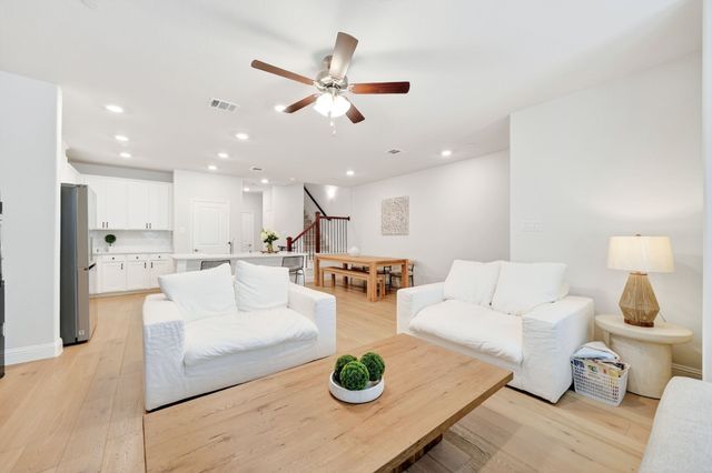 7821 Sunset Boulevard, Rowlett, TX 75088