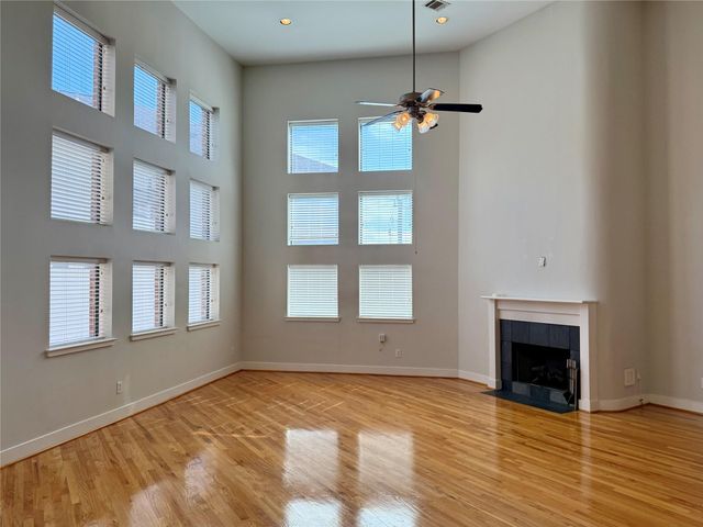 9833 Sandra Ann Court, Houston, TX 77025