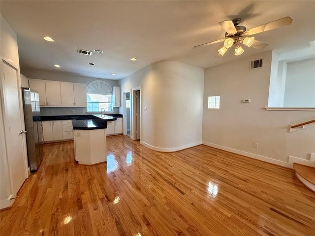 9833 Sandra Ann Court, Houston, TX 77025