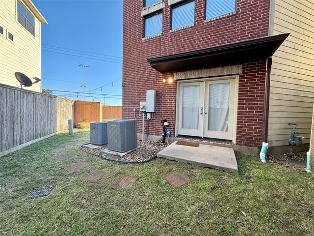 9833 Sandra Ann Court, Houston, TX 77025