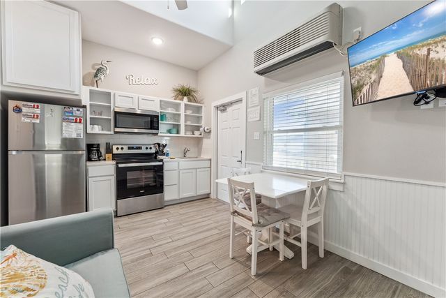 15034 Aruba Dr 207, Corpus Christi, TX 78418