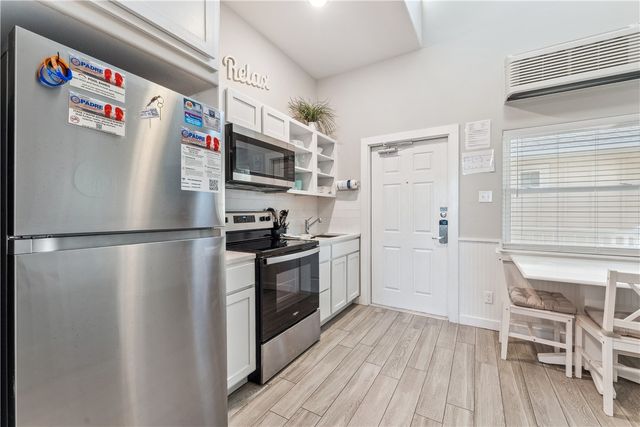 15034 Aruba Dr 207, Corpus Christi, TX 78418