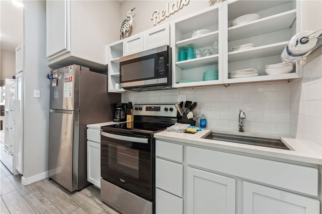15034 Aruba Dr 207, Corpus Christi, TX 78418 — photo 5