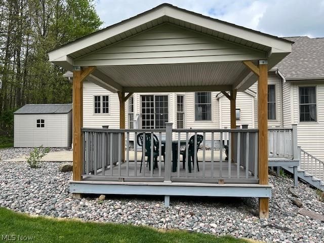 5342 Clingan Trails Boulevard, Struthers, OH 44471