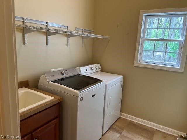 5342 Clingan Trails Boulevard, Struthers, OH 44471