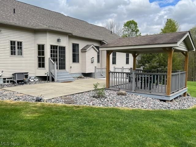 5342 Clingan Trails Boulevard, Struthers, OH 44471