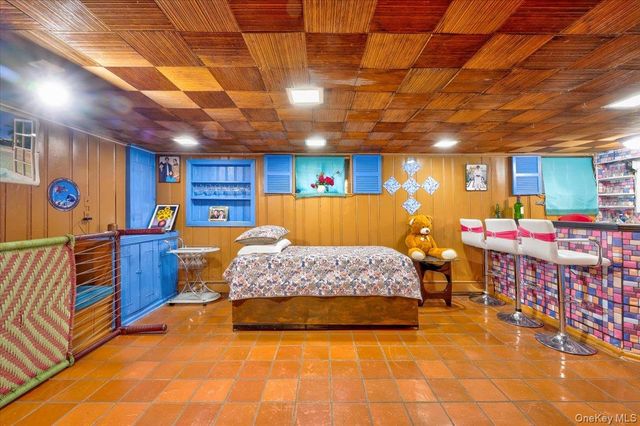 1662 Greenway Boulevard, North Valley Stream, NY 11580