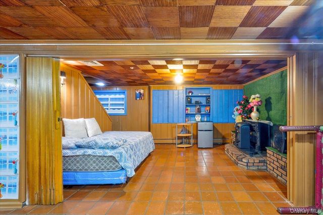 1662 Greenway Boulevard, North Valley Stream, NY 11580