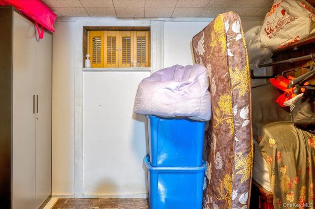 1662 Greenway Boulevard, North Valley Stream, NY 11580