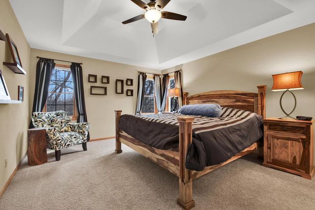 315 Prairie Song DRIVE, Waukesha, WI 53188