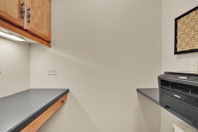 315 Prairie Song DRIVE, Waukesha, WI 53188