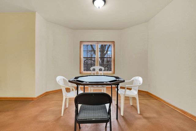 315 Prairie Song DRIVE, Waukesha, WI 53188