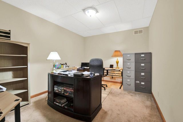 315 Prairie Song DRIVE, Waukesha, WI 53188